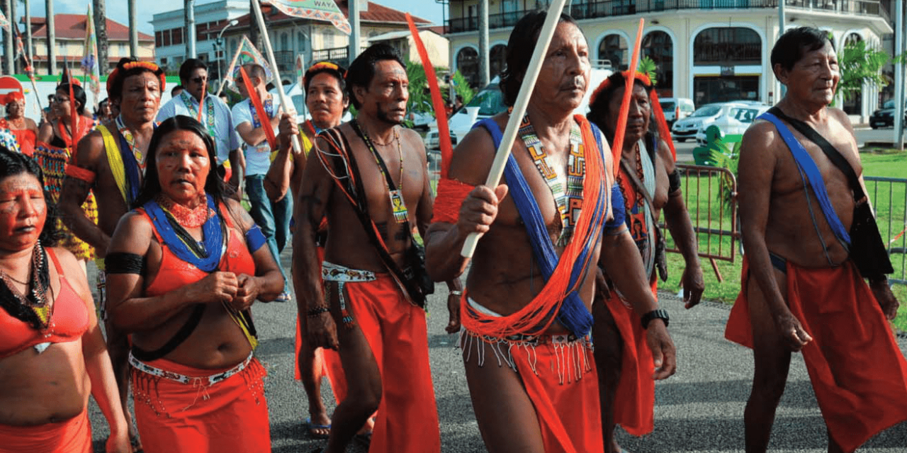 Peuples autochtones : la France doit reconnaitre les spécificités des Kanaks et des Amérindiens (CNCDH)