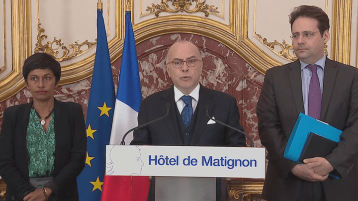 Guyane : Cazeneuve appelle à « poursuivre le dialogue » mais sans promesses « irréalistes »