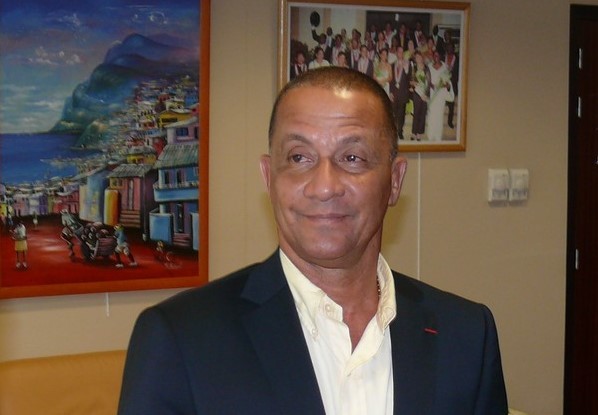 Guyane: le président de la collectivité territoriale attend la feuille de  route