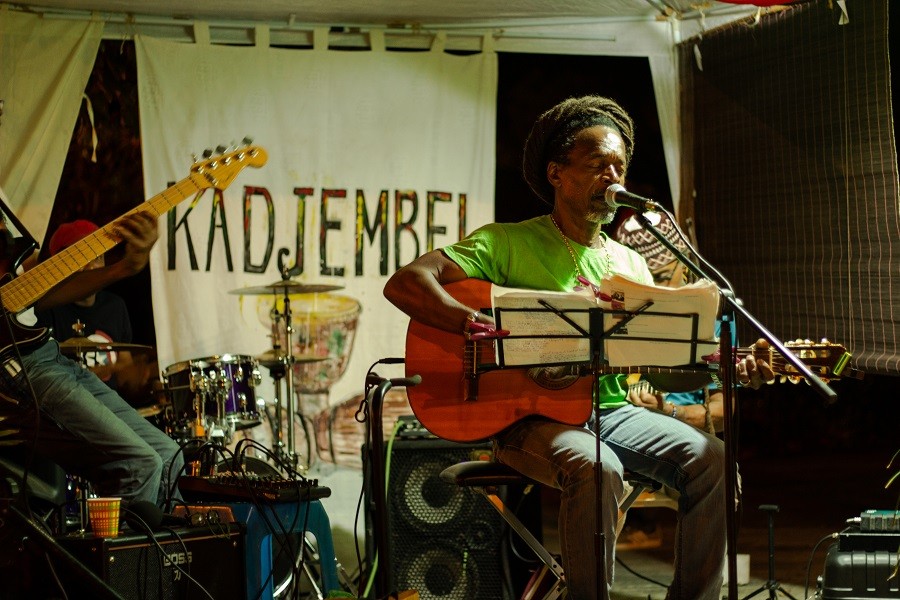 Enquête sur les pratiques culturelles : la musique, star des Antilles-Guyane