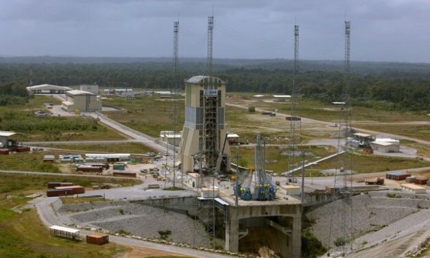 Sanctions européennes contre la Russie : l’agence spatiale russe suspend les lancements Soyouz depuis Kourou