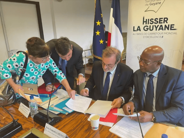 Jean-François Carenco aborde des sujets majeurs lors de sa visite éclair en Guyane