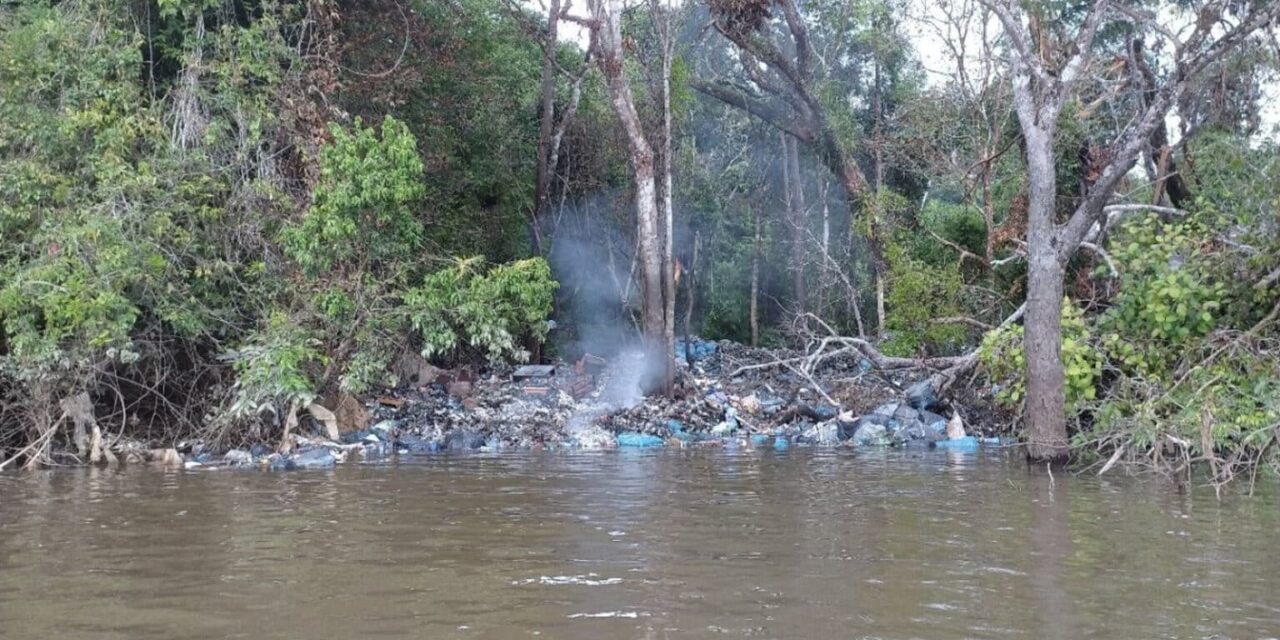 Sentinelles de la Nature alerte sur la pollution de l’Ouest Guyanais