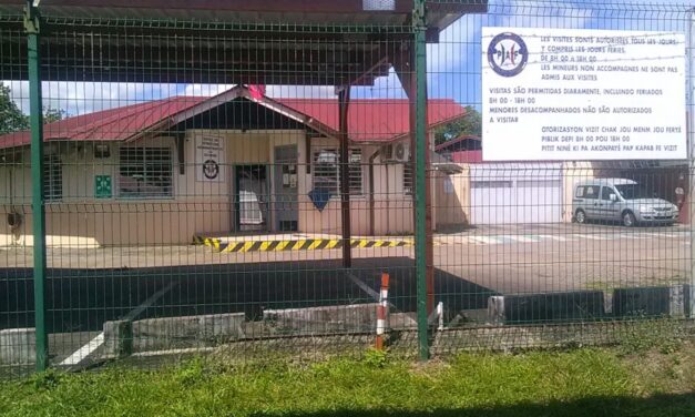 Plus d’expulsions et des centres de rétentions dégradées en Guyane