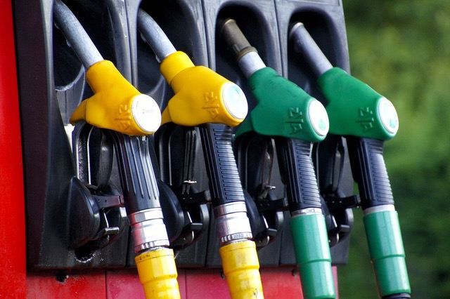 En Guyane la hausse des prix du carburant relance les attentes d’aides